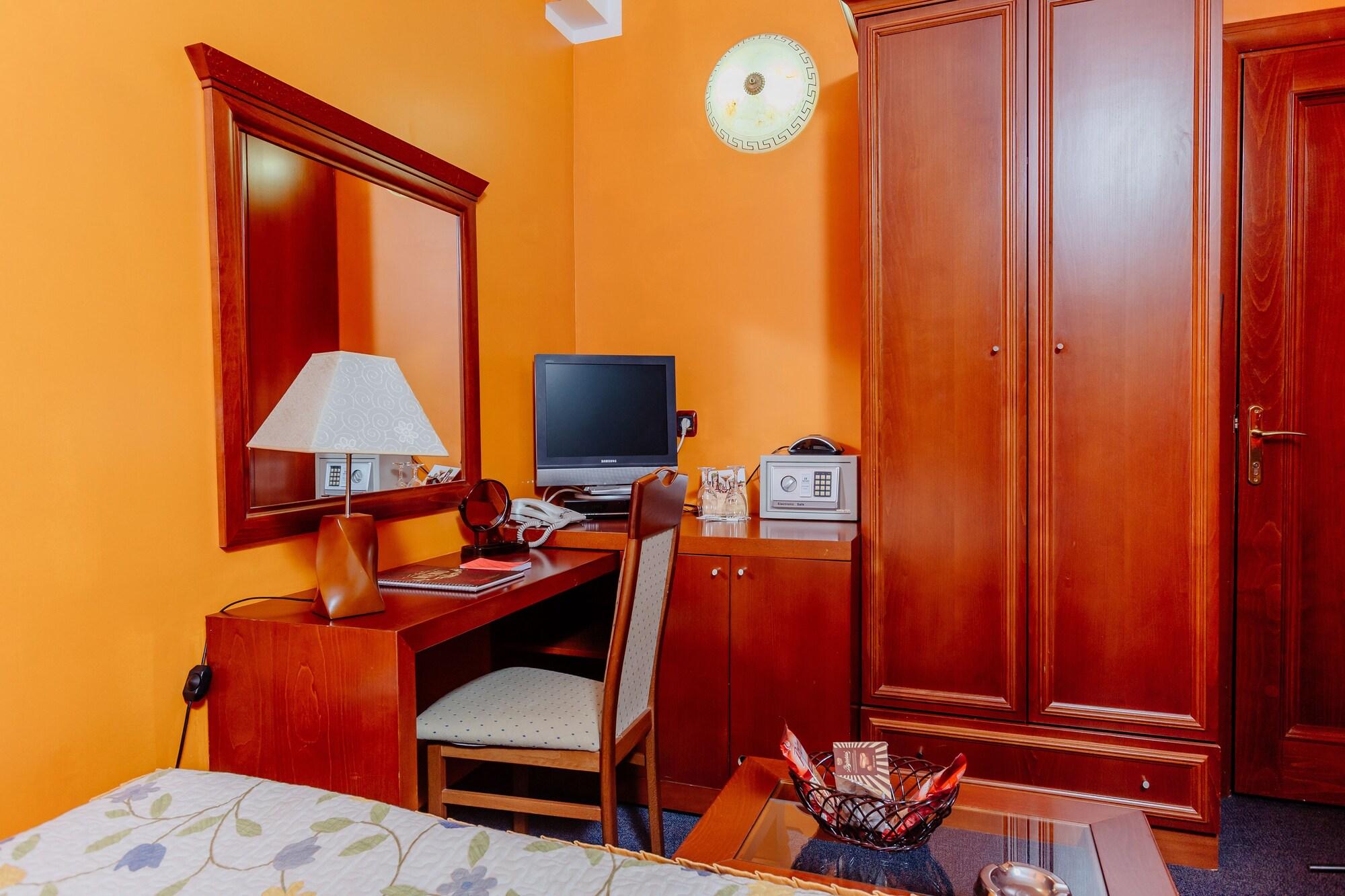 Hotel Montenegrino Tivat Zewnętrze zdjęcie