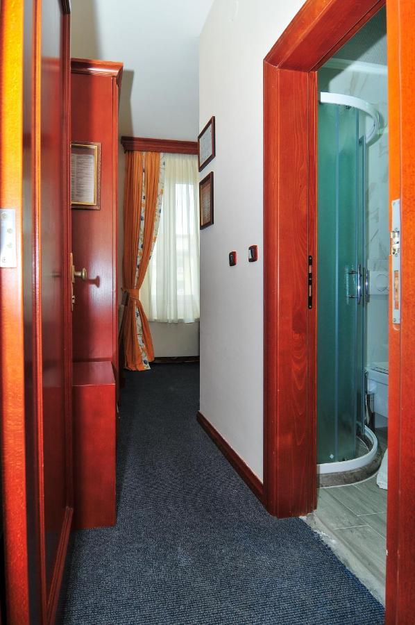 Hotel Montenegrino Tivat Zewnętrze zdjęcie