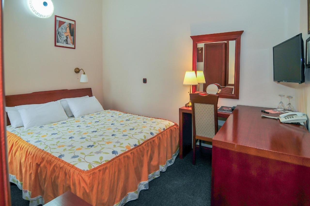 Hotel Montenegrino Tivat Zewnętrze zdjęcie